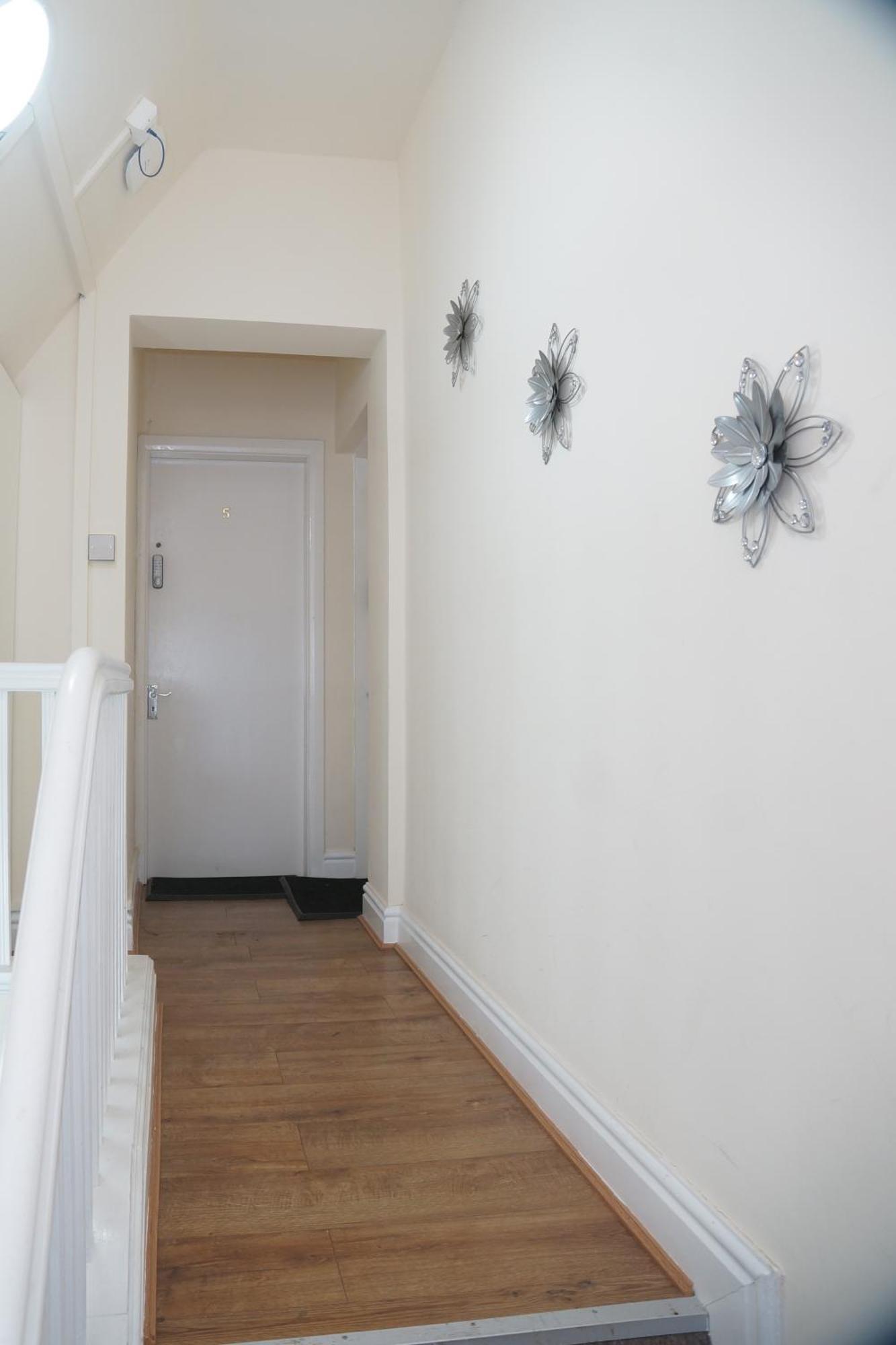 Affordably Elegant Apartments Close To Coop Live, Etihad Stadium And Manchester City Centre Buitenkant foto