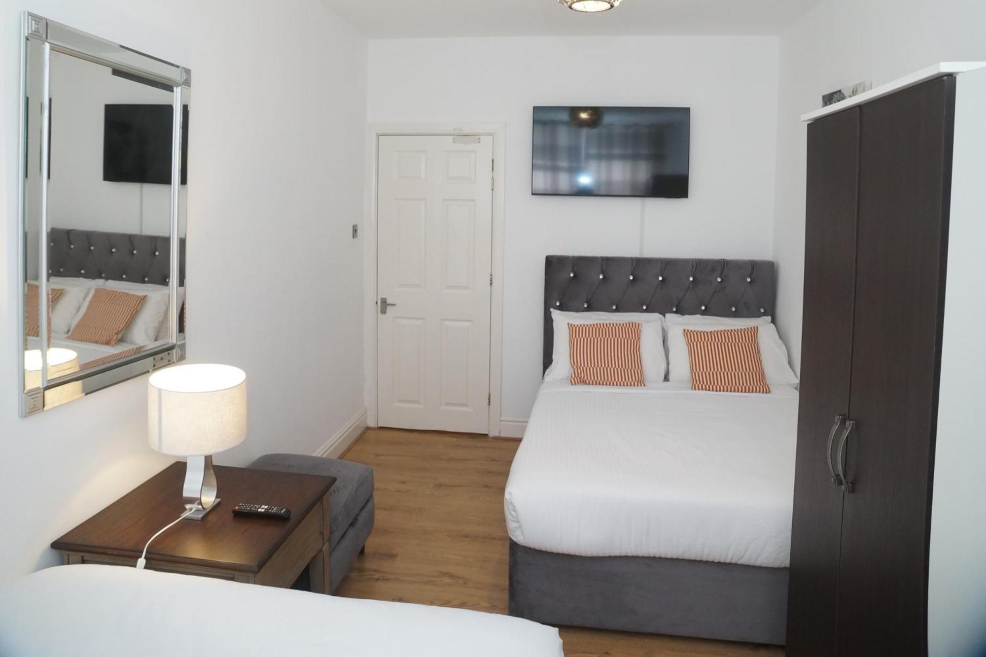 Affordably Elegant Apartments Close To Coop Live, Etihad Stadium And Manchester City Centre Buitenkant foto